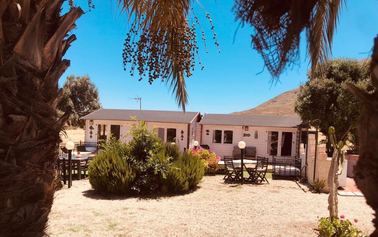 Bungalows & Estudios Los Escullos Almería Kültér fotó